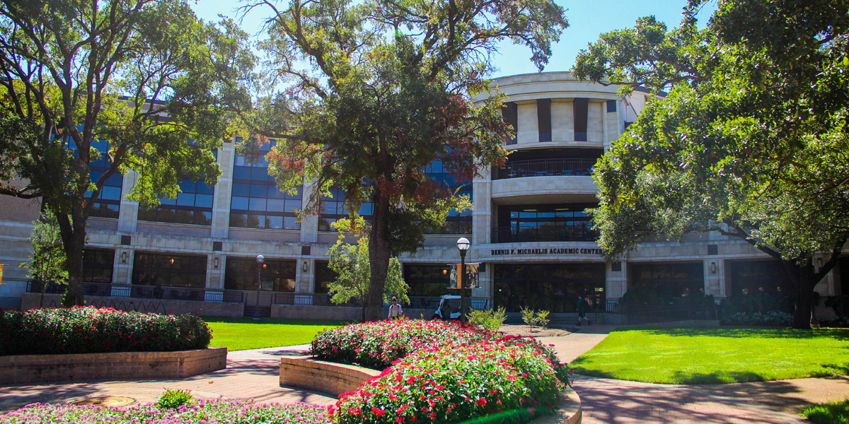 McLennan Community College logo